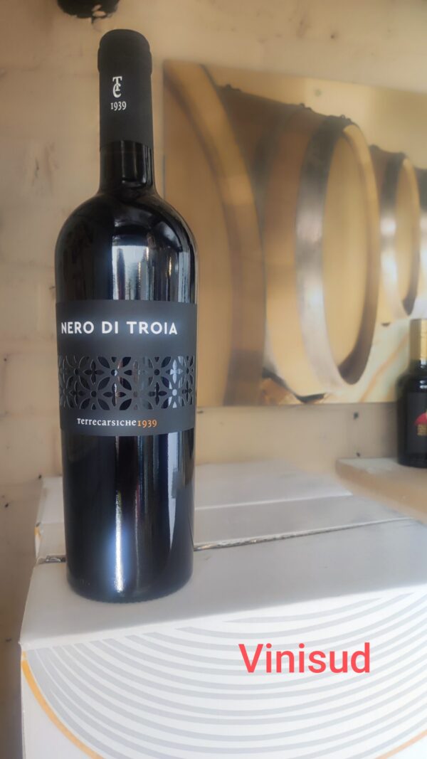 NERO DI TROIA